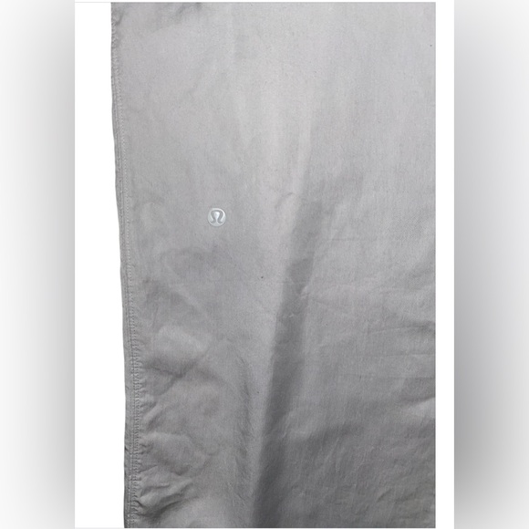 Lululemon high rise wide leg cropped pant - Picture 4 of 8